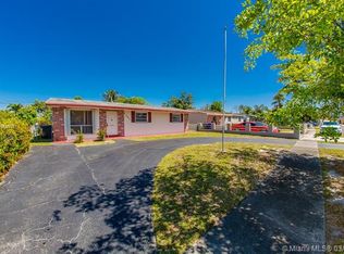 7341 Grant Ct, Hollywood, FL 33024