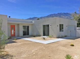 2101 W Acacia Rd, Palm Springs, CA 92262