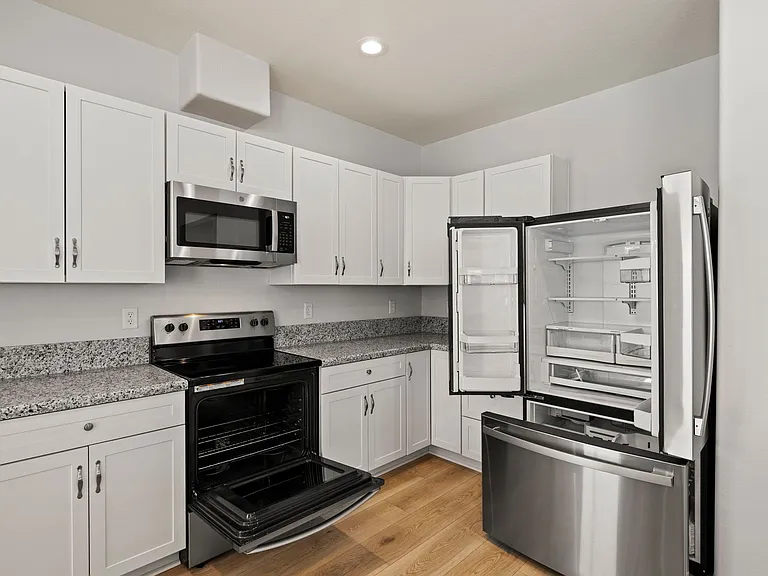 Cala Luxury Apartments — Photo 35