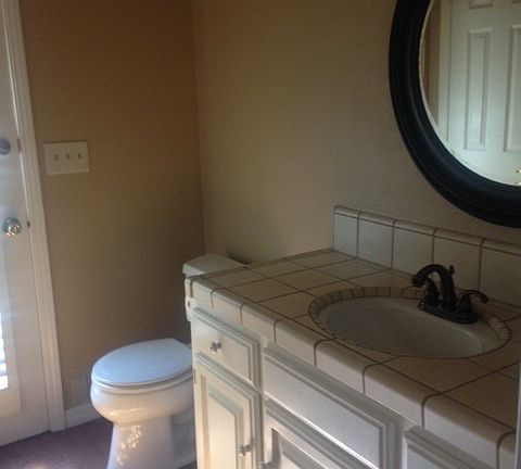 4th image of 812 N Schnoor Ave