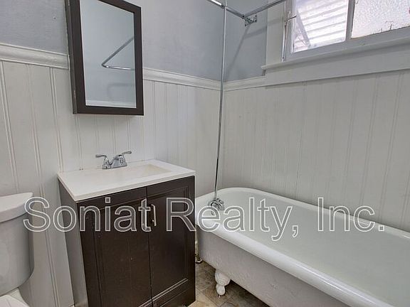 5th image of 2437 Lapeyrouse St