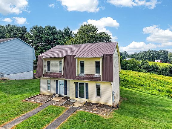 3rd image of 308 Armory Rd