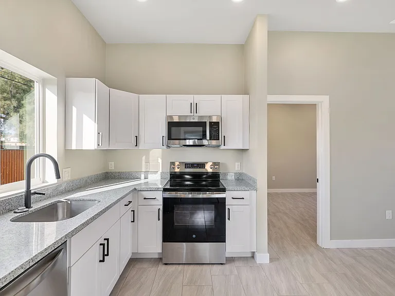 1321 W Speedway Blvd #1 — Photo 8