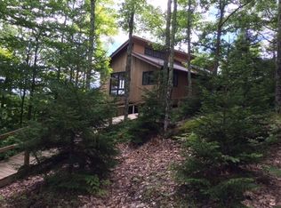 362 Adrians Acres Ln, Keene, NY 12943