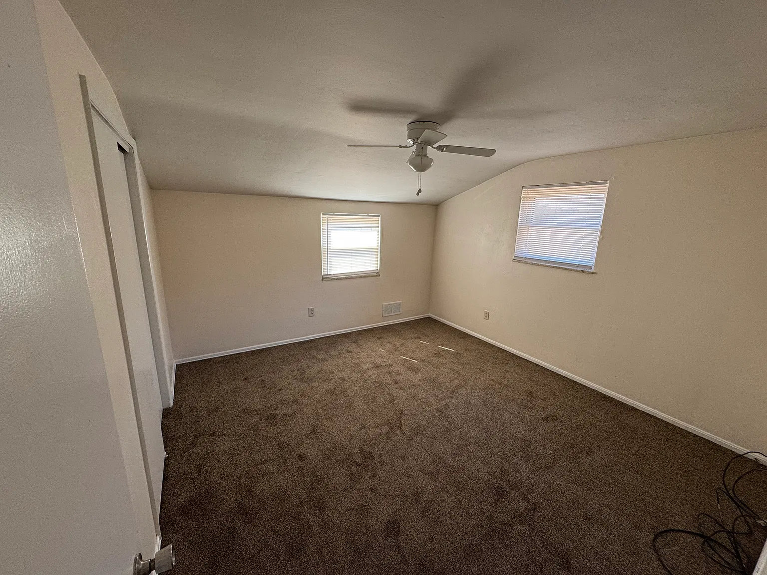 129 Center St — Photo 4