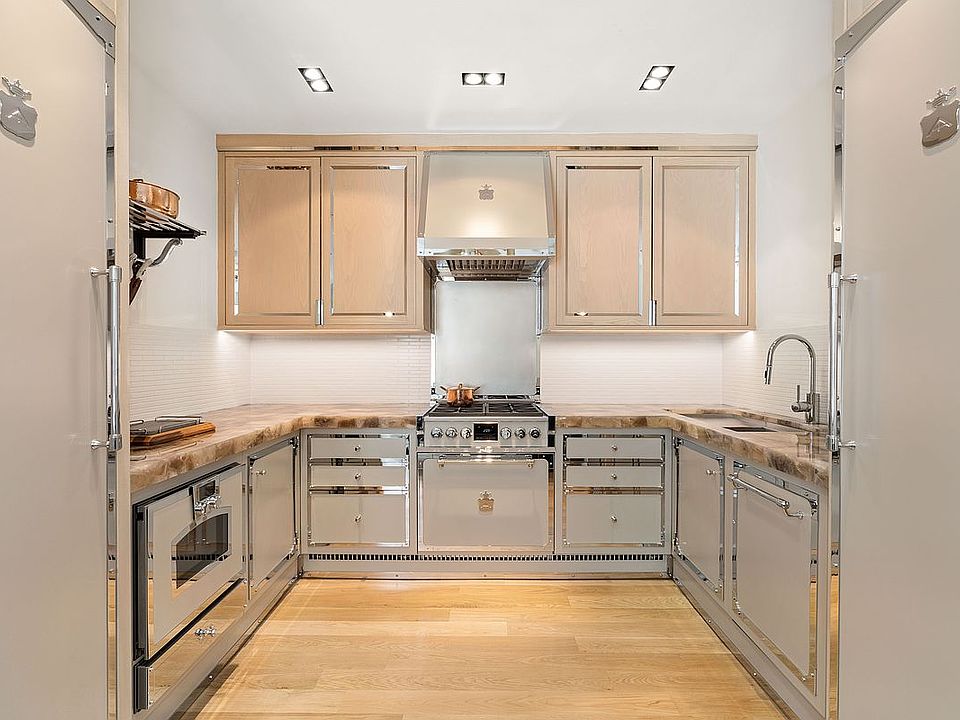 1st image of 260 Park Ave S APT 9I