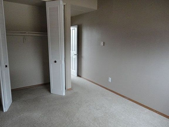 5th image of 8217 51st Ave NE APT 4A
