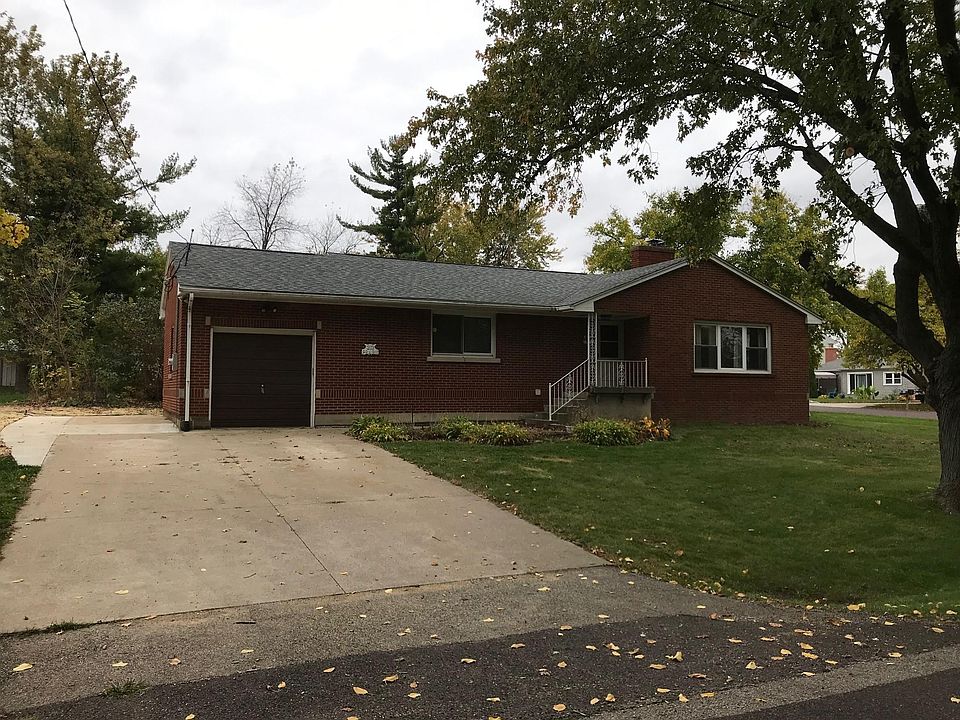 One Car Garage and LOTs of off-street parking
