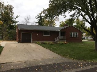 212 Prairie Ave, Metamora, IL 61548