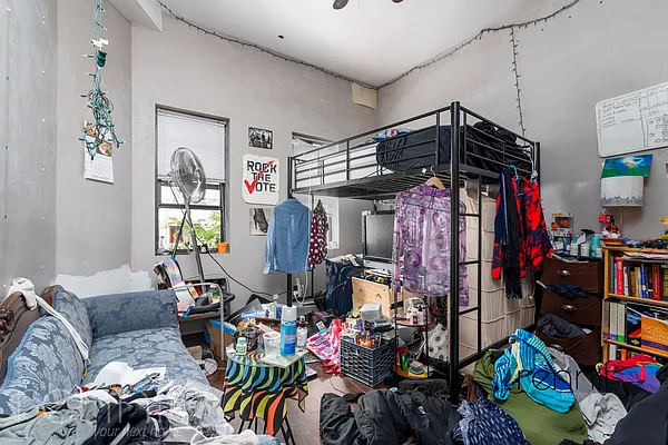 Rented by Rennit Inc. | media 22