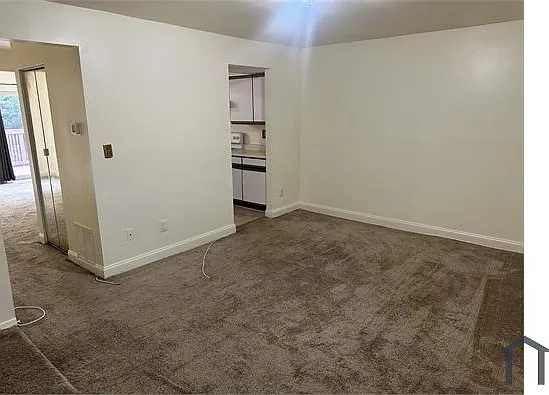 4309 Dana St — Photo 6