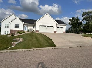 2913 Latigo Trce, Sun Prairie, WI 53590