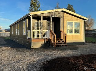 562 Hall Rd, Silverlake, WA 98645