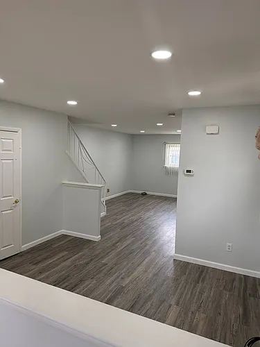 3831 Charteris Rd Photo 1