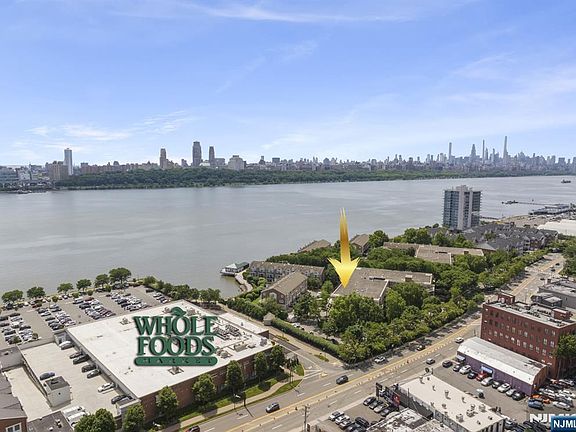 2nd image of 200 Grand Cove Way APT 3L