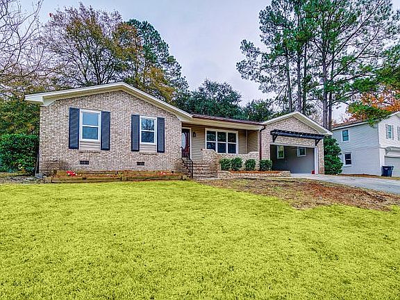2nd image of 732 Hickory Oak Holw
