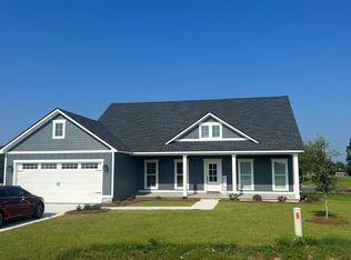 16 Edgewater Ct, Tifton, GA 31793