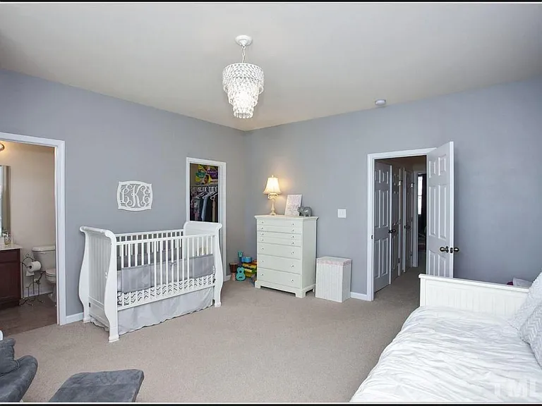 Bedroom2