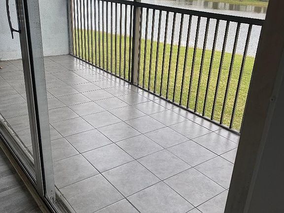 3rd image of 701 SW 141st Avenue #201-R