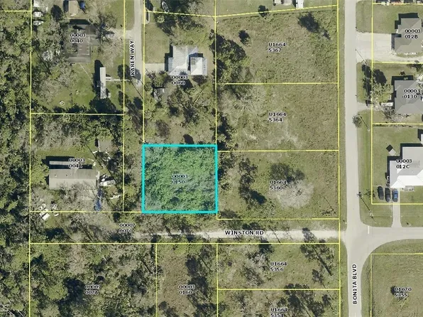 1465 Winston Rd, North Fort Myers, FL 33917