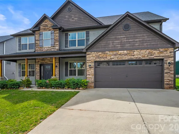 4 Henbit Way, Arden, NC 28704