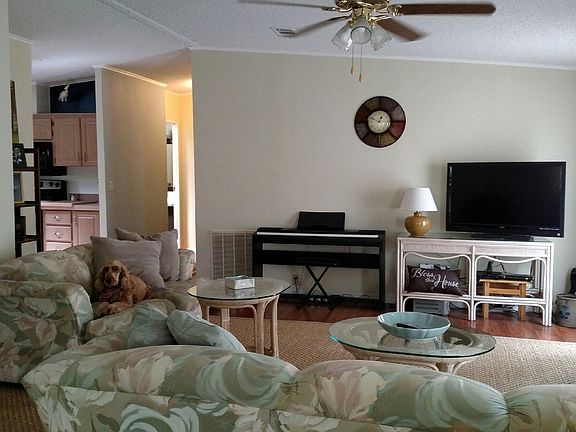 5th image of 768 Forest Ln