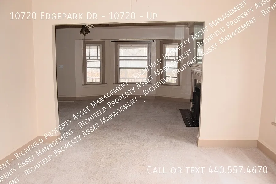 3 bed, 1.0 bath, 1296 sqft, $1,449 — Photo 3