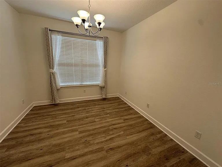 1355 Zeek Ridge St — Photo 9