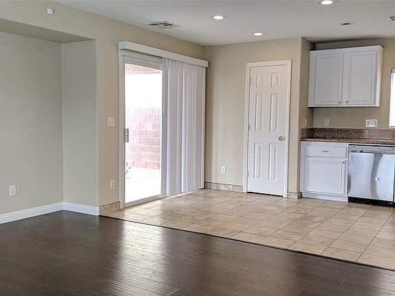 4th image of 2445 Ember Mist Ct