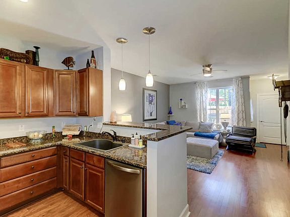 4th image of 1807 Brittlebush Ln