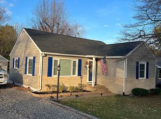 190 Iroquois Dr, Paducah, KY 42001