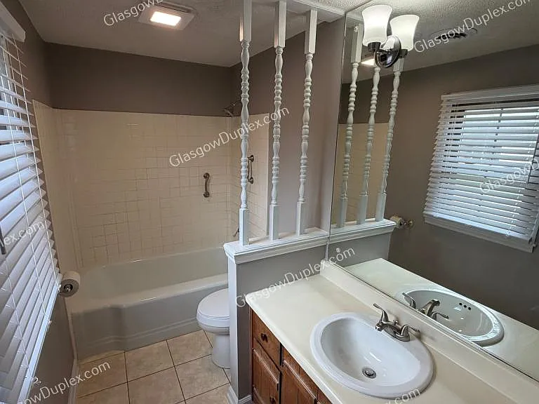 107 Floral Dr — Photo 12