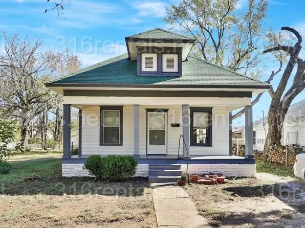 1146 S Ellis St, Wichita, KS 67211