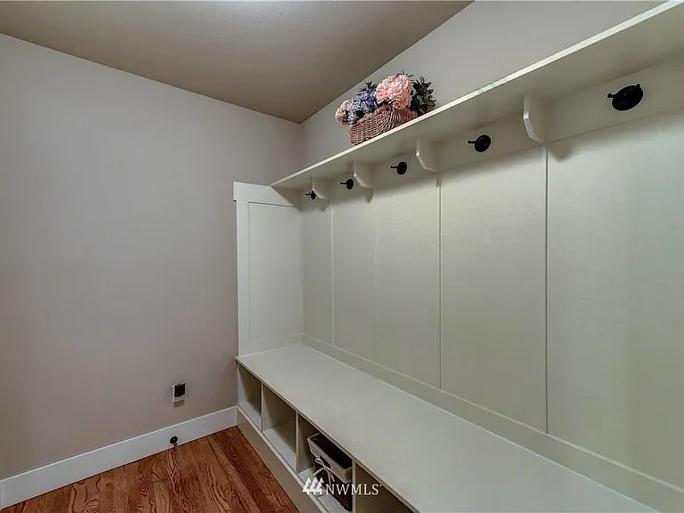 27174 SE 18th Pl — Photo 20