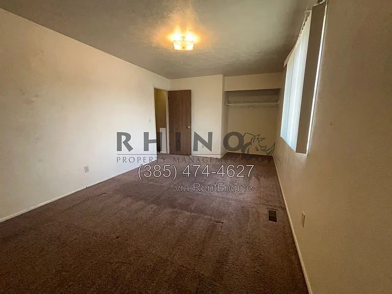 463 N 1465 W — Photo 6