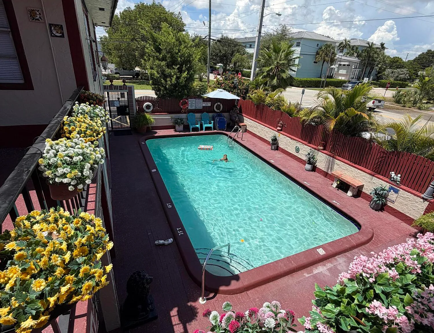 2 bed, 1.0 bath, 1200 sqft, $2,200 — Photo 4