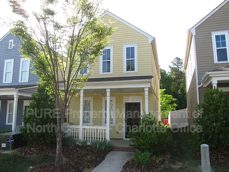 15959 Rose Glenn Ln — Photo 2