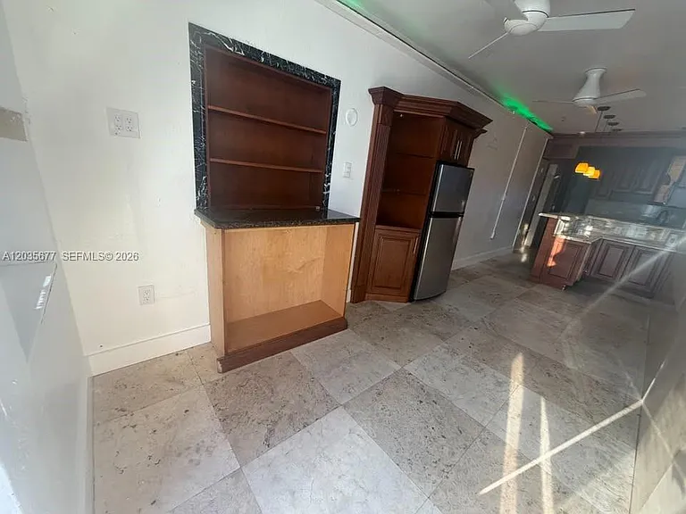 6 Dawson St #B — Photo 3