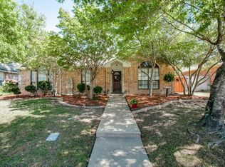 2524 Creek Crossing Rd, Mesquite, TX 75181