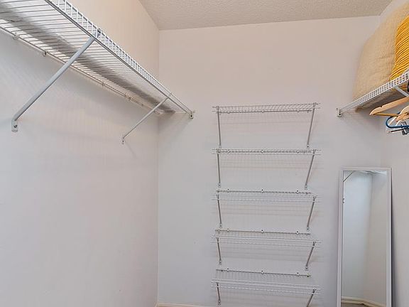 3rd image of 1 Harbourside Dr APT 1601