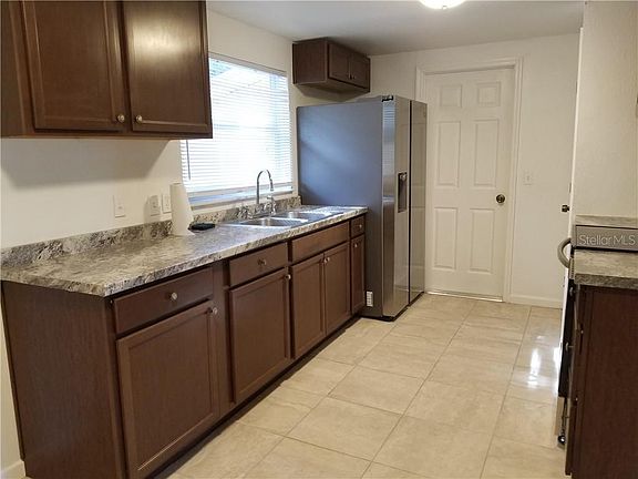 4th image of 8303 Northbridge Blvd