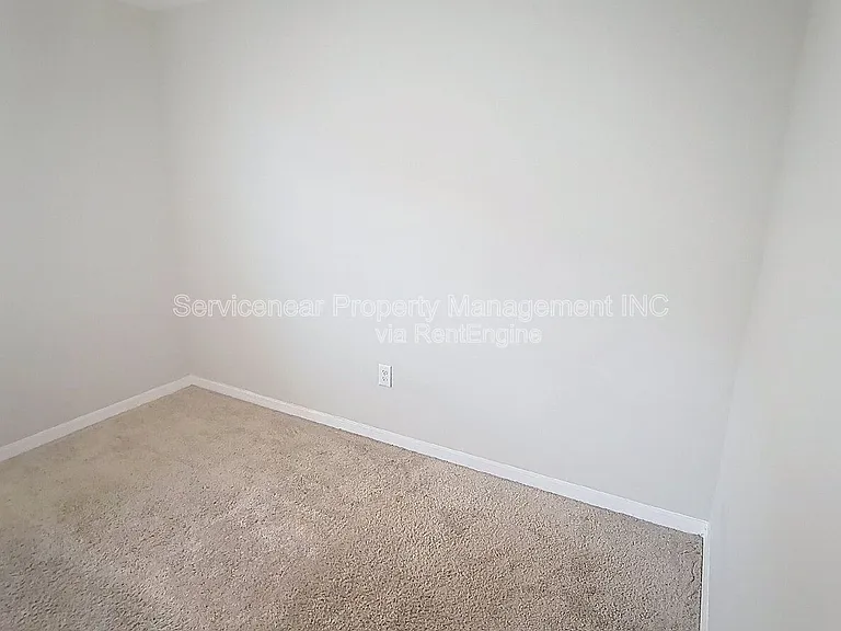 12937 Camarillo Pl — Photo 6
