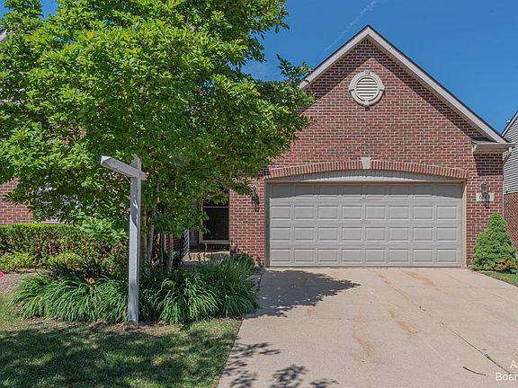 2nd image of 6144 Boyne Dr