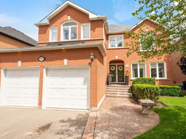 194 Caproni Dr, Vaughan, ON L6A 1X7