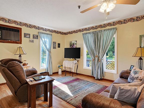 5th image of 137 Fisk Rd