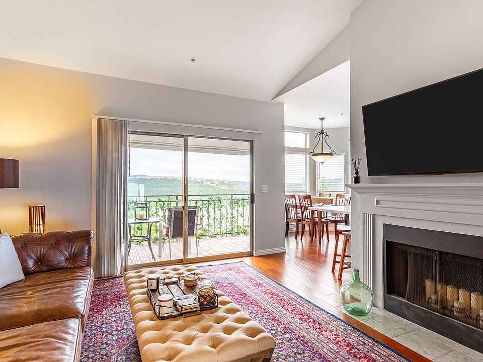 Spacious Living Area