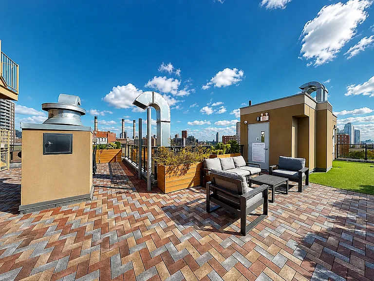 399 E 8th St #2C — Photo 8