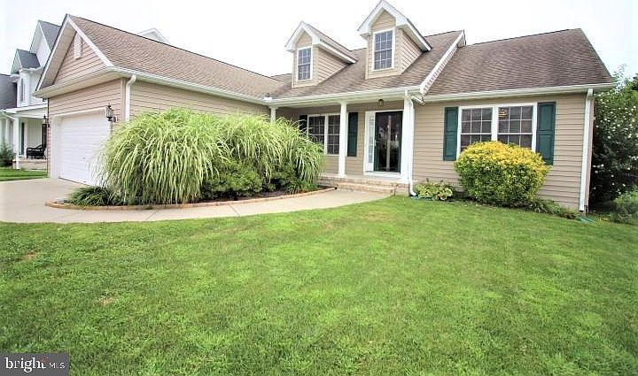 1st image of 104 William Ross Ln