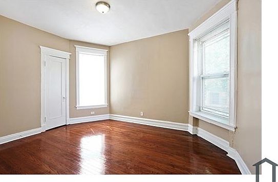 4th image of 6116 S Saint Lawrence Ave #1