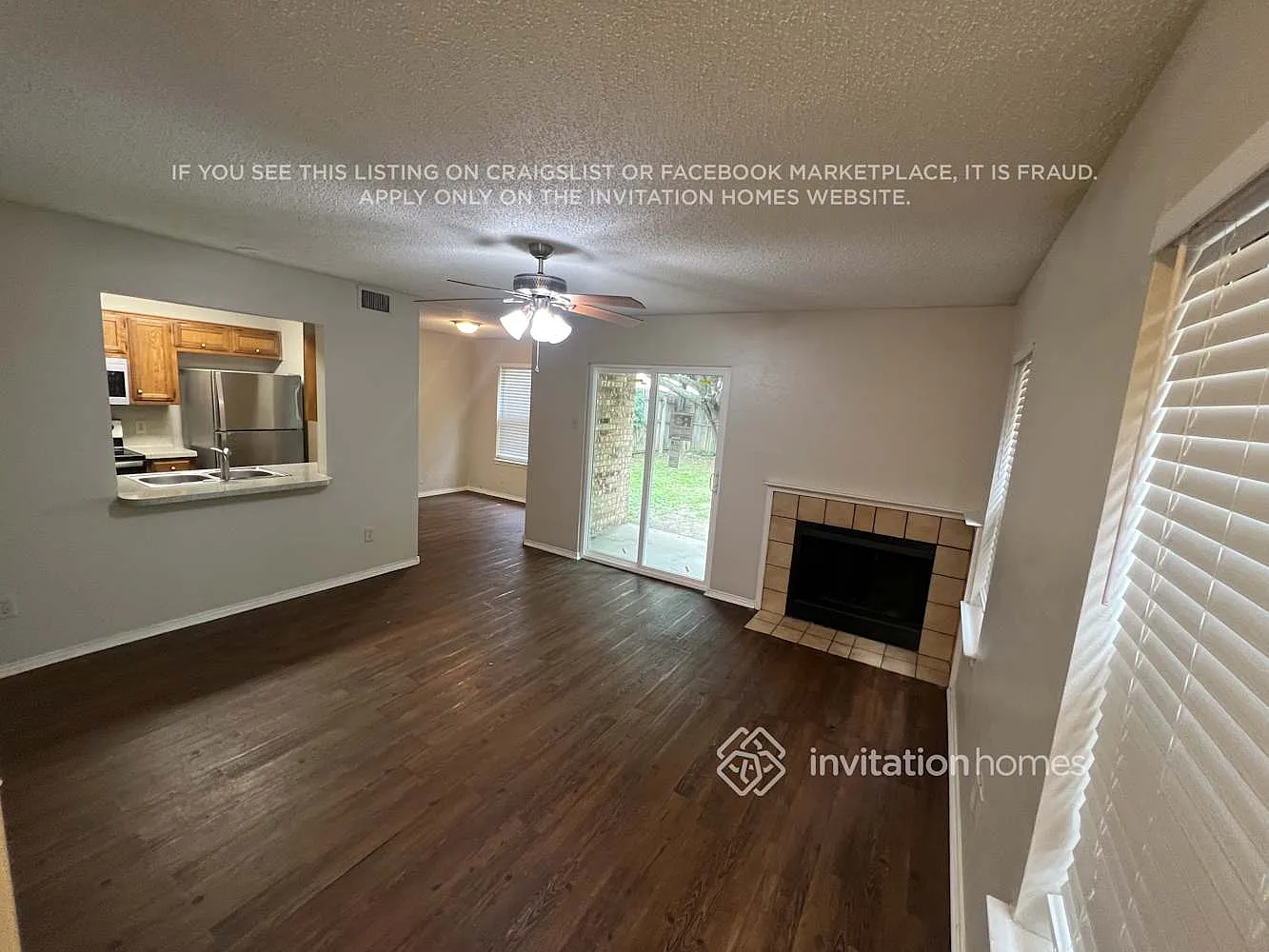 1562 Sunset Village Dr Duncanville, TX 75137 — Photo 2